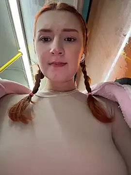 Snapshot of katexxxx chatting on 02-04-26, 05:52 katexxxx online show from 02-04-26, 05:52