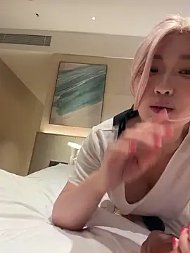 winter11 online show from 03-08-26, 02:10