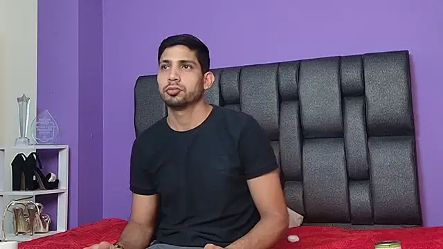 ashtoncooperr online show from 10-02-25, 07:10