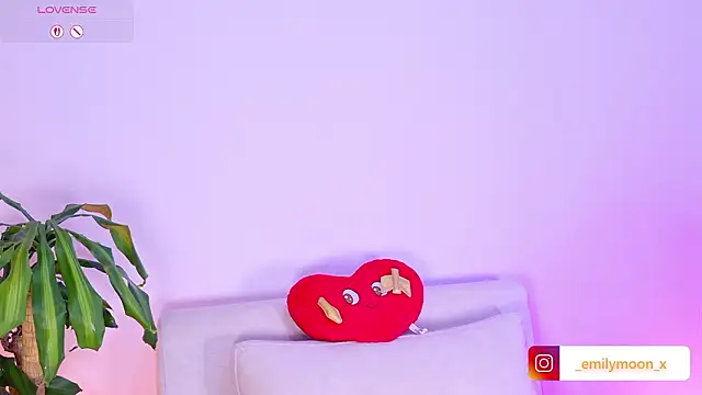 onlyemily  online show from 03-25-26, 01:22