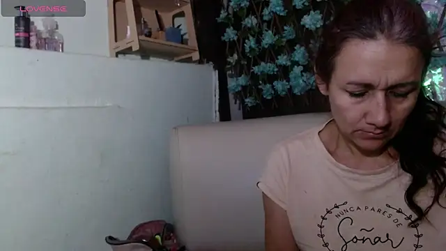 darling hott online show from 07-24-26, 08:34