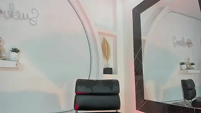 Snapshot of Vicky_Hottman chatting on 12-02-25, 04:40 Vicky Hottman online show from 12-02-25, 04:40