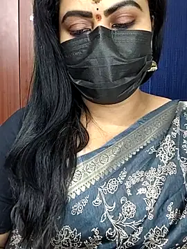 Snapshot of honey-flower chatting on 09-14-25, 11:48 honey-flower online show from 09-14-25, 11:48