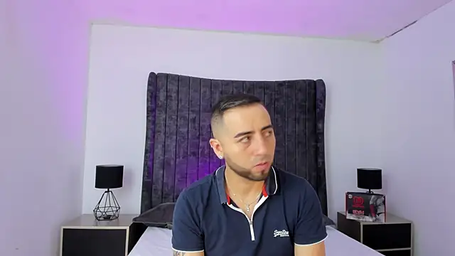 Snapshot of Lushian_ chatting on 07-14-26, 04:23 Lushian online show from 07-14-26, 04:23