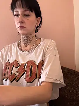 Seductively4 20 online show from 04-28-26, 09:14