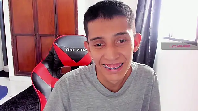 gomitaboy 1 online show from 09-23-25, 06:55