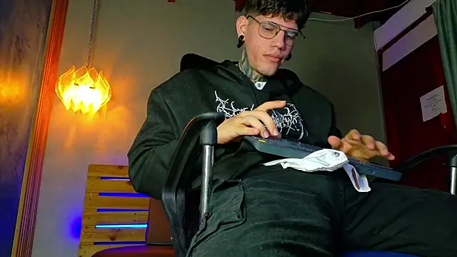 david huge online show from 04-11-26, 03:11