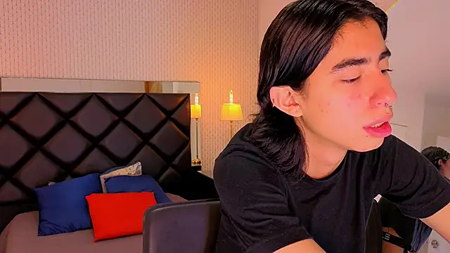 ryo light online show from 10-11-25, 08:29