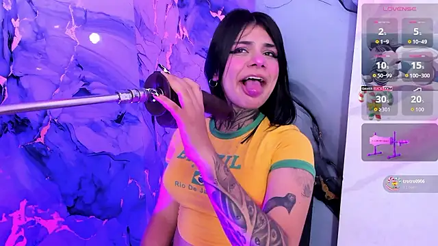 Snapshot of Emily_Evo chatting on 02-01-26, 11:53 Emily Evo online show from 02-01-26, 11:53