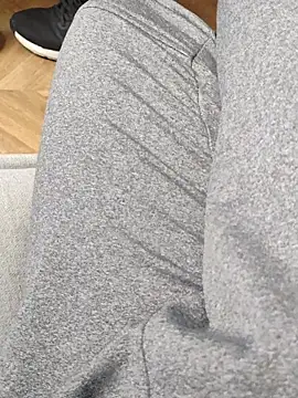 LeoMaduroSP online show from 09-26-25, 05:28