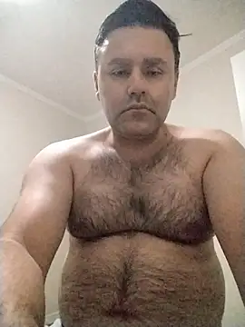 LeoMaduroSP online show from 12-20-25, 03:46