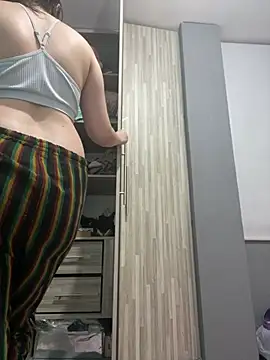 Megan colsom online show from 02-08-26, 03:32