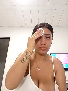 Samantha hotly online show from 11-05-25, 10:15