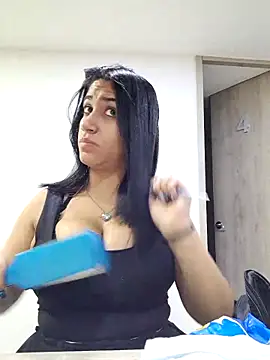 Samantha hotly online show from 02-28-26, 12:39