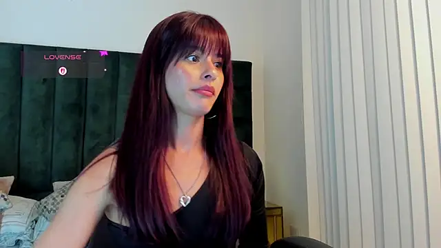 Snapshot of valerieMattson chatting on 12-17-25, 06:14 valerieMattson online show from 12-17-25, 06:14