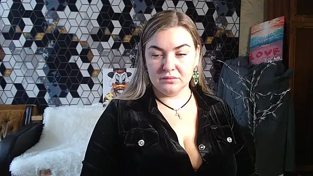 Snapshot of NikaSkylink chatting on 02-26-26, 05:17 NikaSkylink online show from 02-26-26, 05:17