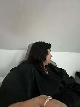 Liza Will online show from 10-14-25, 06:31