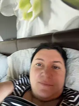 Liza Will online show from 10-21-25, 07:20