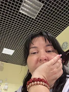 Liza Will online show from 12-14-25, 08:52