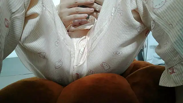 Emachiii online show from 03-26-26, 05:35