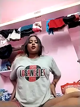 Snapshot of Fun__with__Prity chatting on 09-14-25, 05:45 Fun with Prity online show from 09-14-25, 05:45