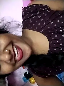 Snapshot of Fun__with__Prity chatting on 09-16-25, 05:47 Fun with Prity online show from 09-16-25, 05:47