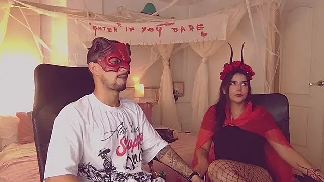 Laila asher online show from 10-28-25, 04:16