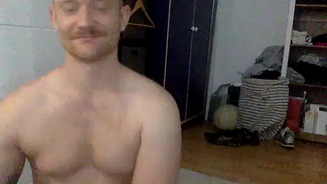 Snapshot of T_R_1992 chatting on 05-21-26, 07:37 T R 1992 online show from 05-21-26, 07:37