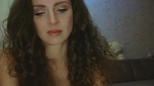 Amber Carrol online show from 11-05-25, 05:24