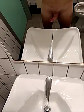 Snapshot of losteccafisso chatting on 02-16-26, 12:56 losteccafisso online show from 02-16-26, 12:56