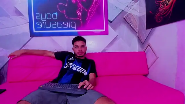 rhabena boysex online show from 03-06-26, 01:35