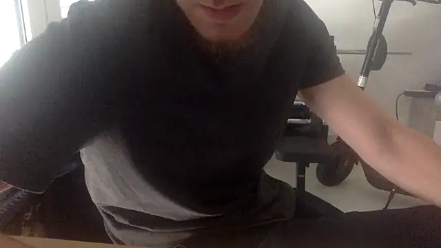 Dareeee93 online show from 05-13-26, 12:57