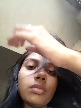 queen girl  online show from 09-29-25, 05:34