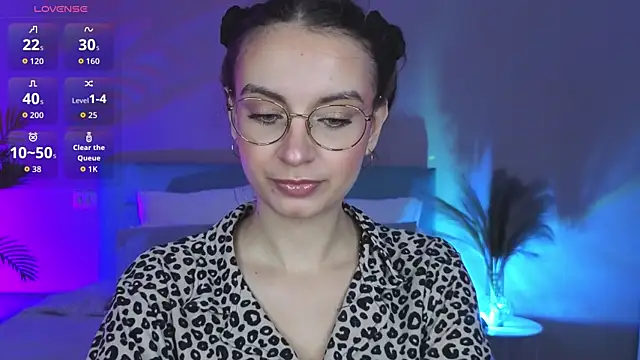 Real cutie1 online show from 07-11-26, 12:52