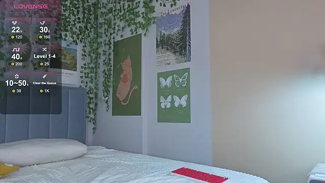 Ashley Pierce online show from 09-18-25, 05:15