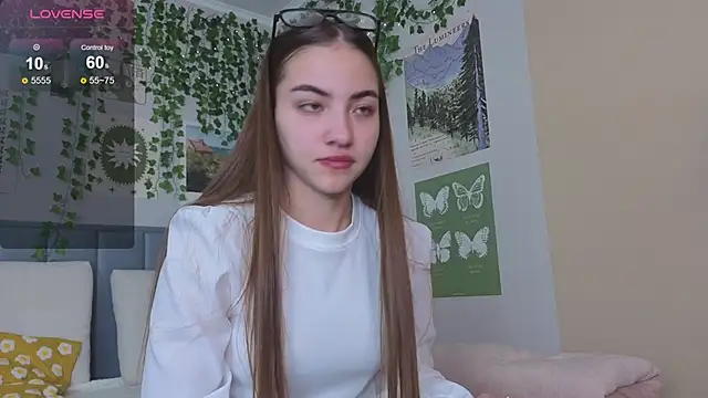 Ashley Pierce online show from 09-29-25, 06:13