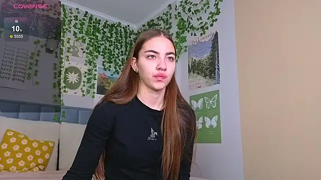 Ashley Pierce online show from 10-11-25, 04:12