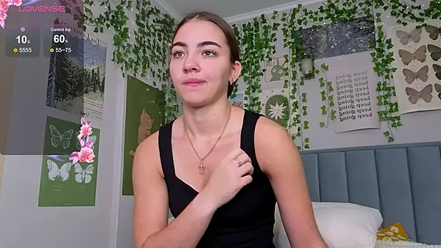 Ashley Pierce online show from 12-01-25, 04:06