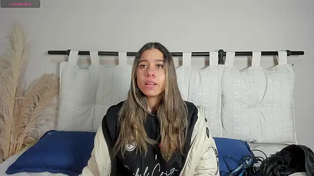 Rachell criss online show from 01-06-26, 03:43