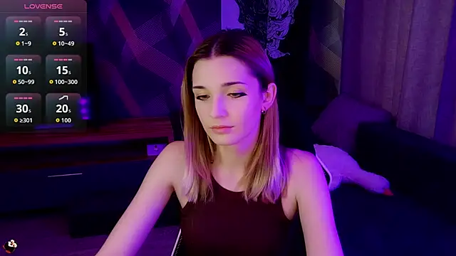 Sandy Belle online show from 09-15-25, 01:11