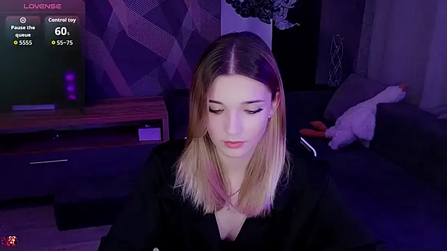 Sandy Belle online show from 11-11-25, 08:09