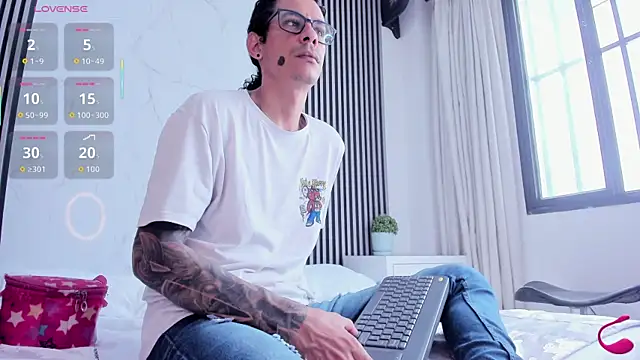 JackAndRosse  online show from 01-09-26, 03:04