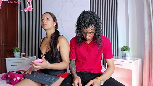 JackAndRosse  online show from 04-10-26, 02:44