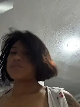 Nia Desire online show from 05-15-26, 06:42