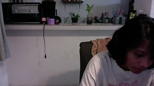 Nia Desire online show from 05-26-26, 05:03
