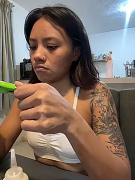 Nia Desire online show from 07-28-26, 04:30