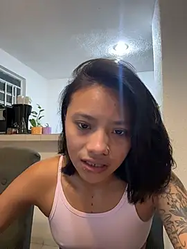 Nia Desire online show from 08-04-26, 06:16