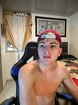 Snapshot of Justin_trevor1 chatting on 06-18-26, 12:20 Justin trevor1 online show from 06-18-26, 12:20