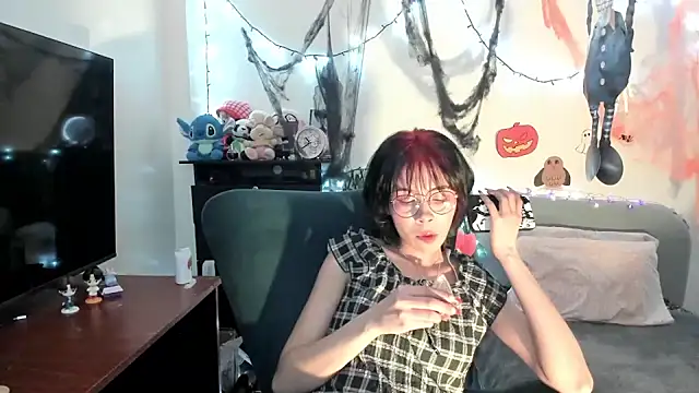 dolliette24 online show from 10-23-25, 03:50