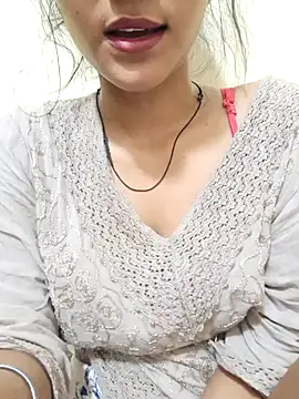 Snapshot of Raj-kumari chatting on 07-19-26, 03:43 Raj-kumari online show from 07-19-26, 03:43